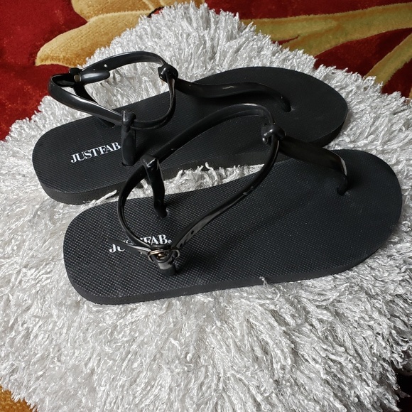 SALE!! JUSTFAB  STRAP SANDALS - Picture 2 of 5